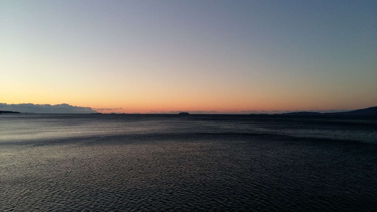 Hurtigruten på Landegodefjorden